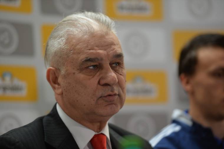 Iordănescu nem becsüli alá Feröert