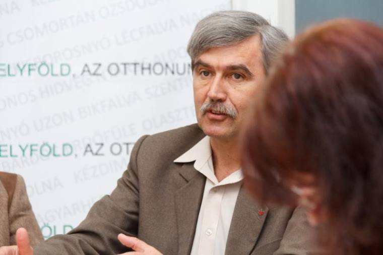 Autonómiatervezet: szeptember előtt esélytelen