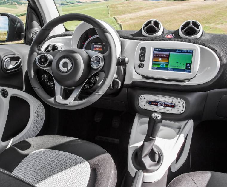 Városi prémiumtörpék – Bemutatkozott a Smart Fortwo és Forfour új generációja