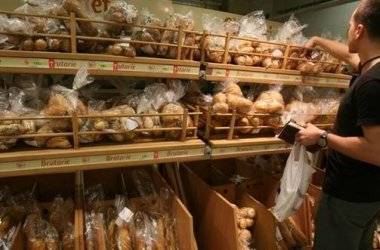 Alig hat százalékkal lett olcsóbb a kenyér