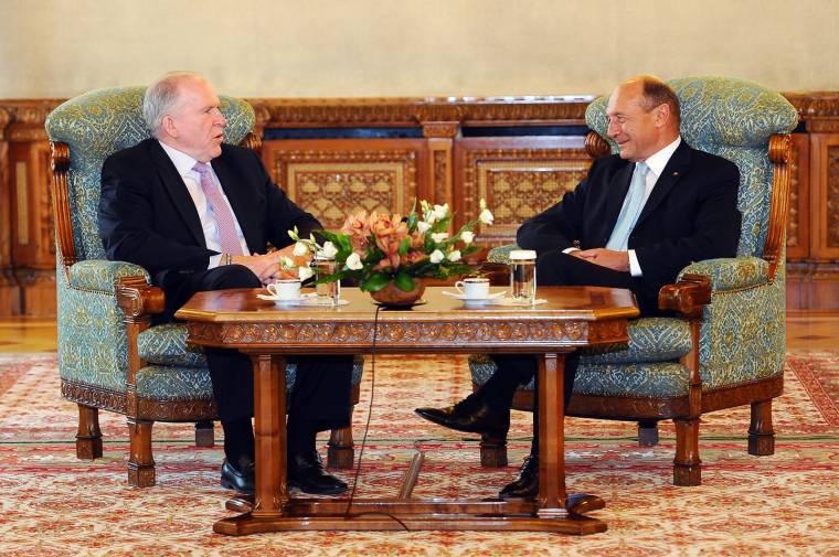 Bukarestbe látogatott az amerikai kémfőnök és az orosz nemzetbiztonsági titkár