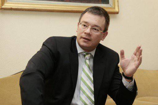 Ungureanu együttműködést ajánl az RMDSZ-nek