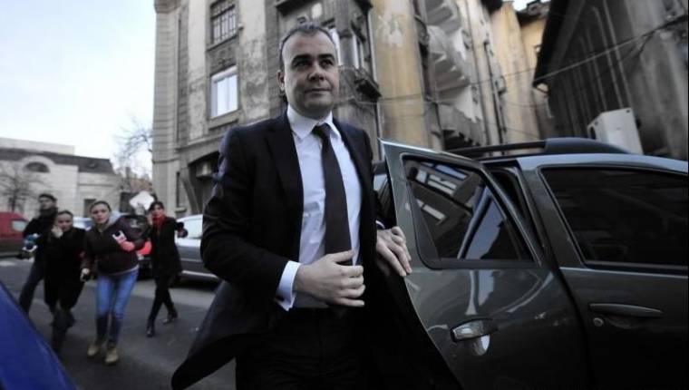 Letartóztatnák Darius Vâlcov pénzügyminisztert