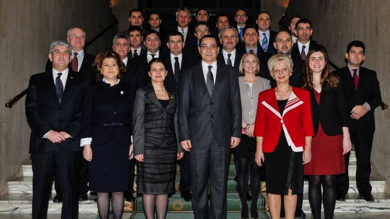 Csak Románia képviseli a magyarok érdekeit?