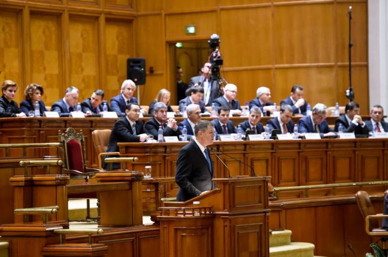 Johannis hiteles és erős parlamentet akar