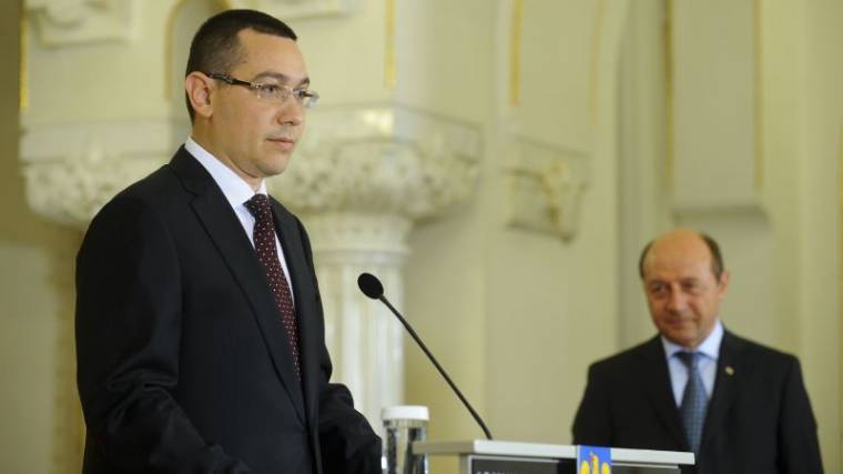 Ponta megunta a társbérletet Băsescuval