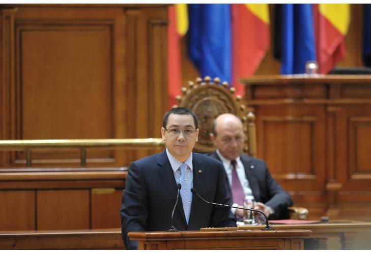 Ponta: nőnek a védelmi kiadások