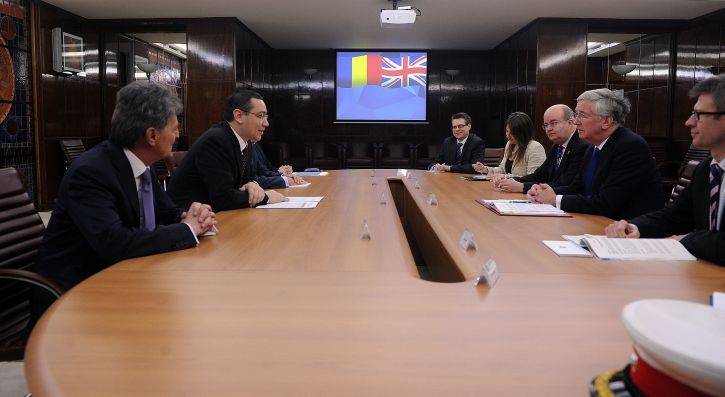 Nagy-Britannia erősíti katonai együttműködését Romániával
