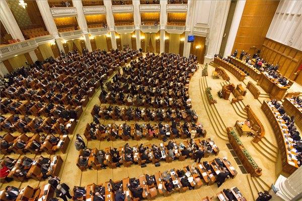 Módosította programját az új kormány