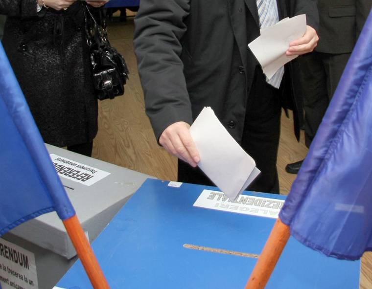 Közel kétszáz személyt hallgattak ki a referendumcsalás-ügyben