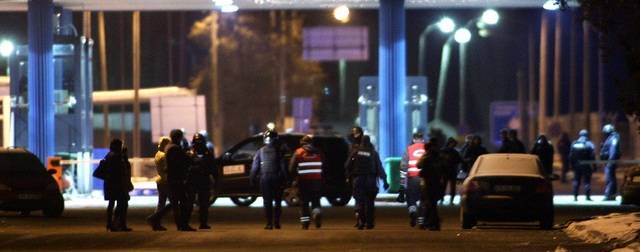 Több tucat korrupt vámost ítéltek börtönbüntetésre