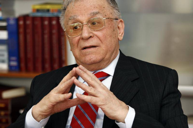 Ion Iliescu 