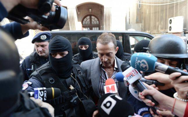 Radu Mazăre, itt még évekkel korábbi romániai letartóztatásakor 