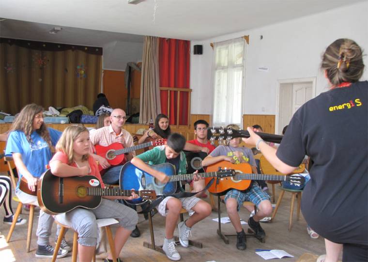 Gitártábor Tasnádszántón