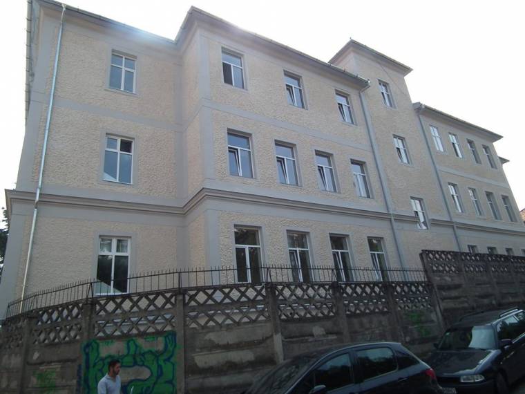 Szakács, fodrász egyházi képzésben