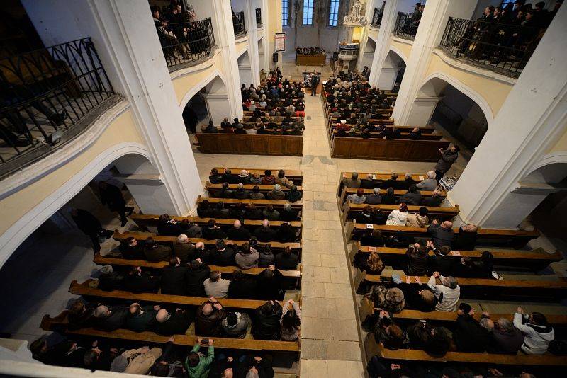 A munkálatok idejére más helyszínt keres az istentiszteleteknek a gyülekezet 