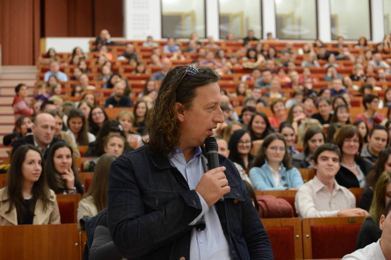 Göröngyös út önmagunkhoz – Csernus Imre előadása Kolozsváron