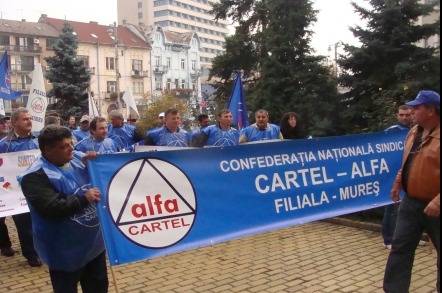 Ígéreteire emlékeztették a kormányt