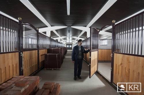 A MOL önkéntesei dolgoztak a csíkszentsimoni gyerekotthon kialakításán