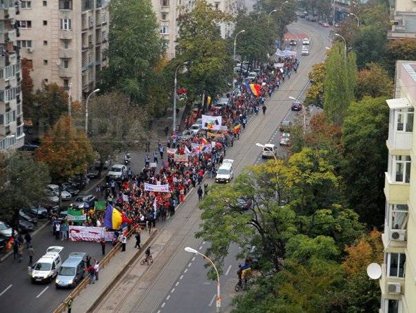 Kitartanak a civilek Verespatakért