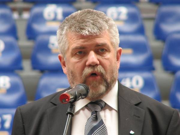 Feljelentett menetelés-szervezők