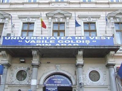 Vádalkut kötött, megúszta felfüggesztettel az aradi korrupt egyetemi tanár