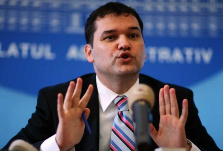 Cseke: fontos a devizahitelesek segítése