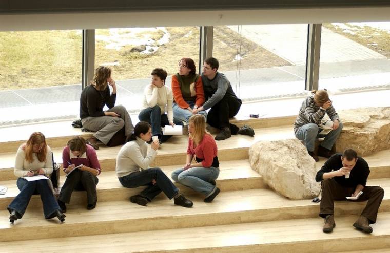 Visszautasították az anyaországi egyetemek a mesterire jelentkező erdélyieket