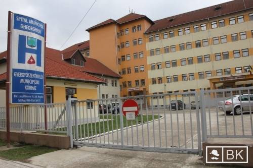 Maradnak a gyergyószentmiklósi sebészek