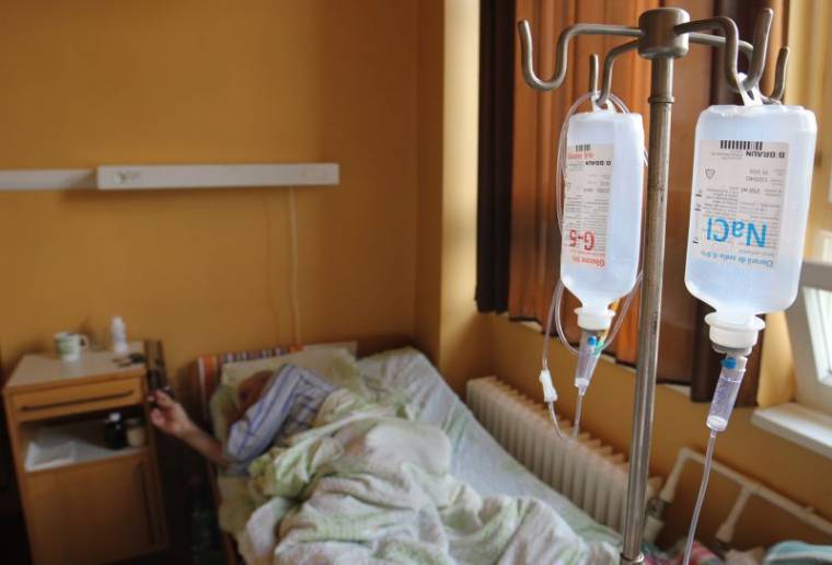 Júniustól jön az egészségügyi alapcsomag