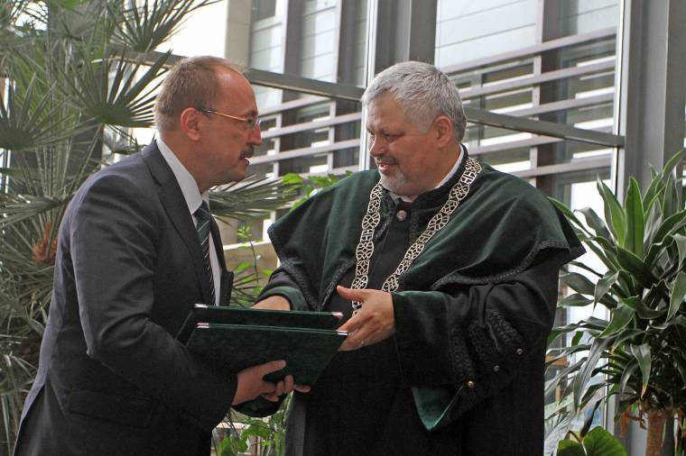 Támogatás helyett befektetés
