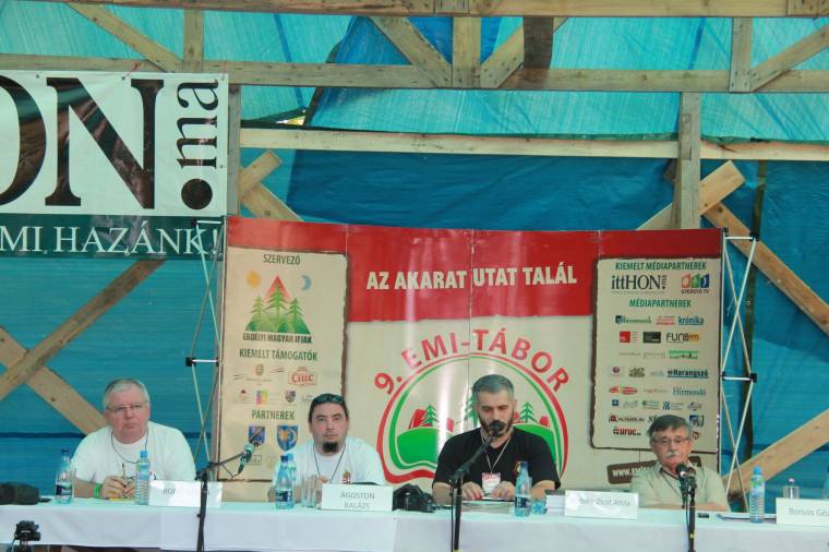 A ’93-as neptuni tárgyalások hatásairól értekeztek az EMI-táborban
