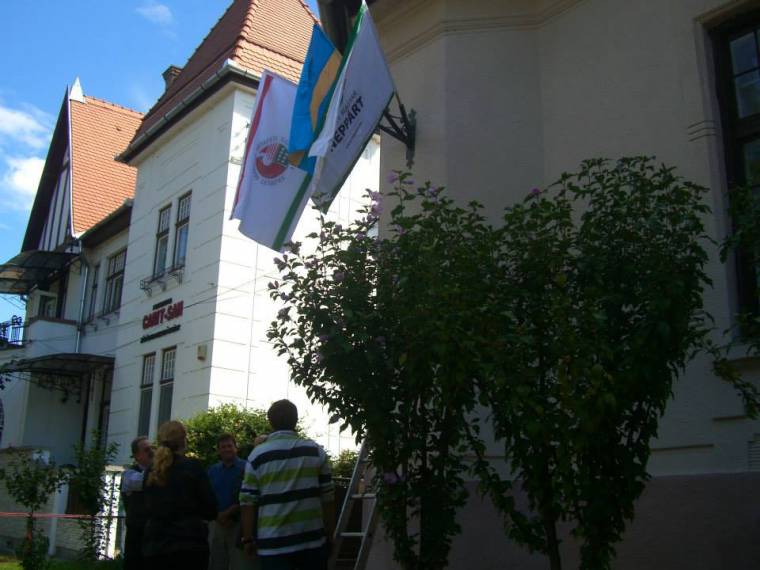 Újabb székely zászló a honosítási irodán