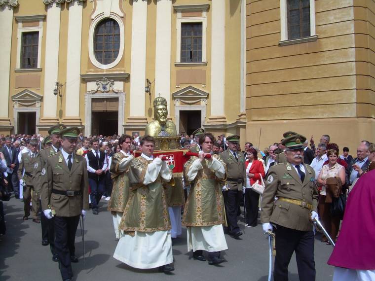Cáfolja a megyei tanácselnököt a nagyváradi városháza, 50 ezer lejjel támogatták a Varadinumot