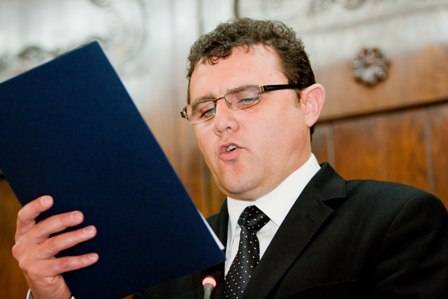 Bretfelean szerint nincs miért tüntetni Vásárhelyen