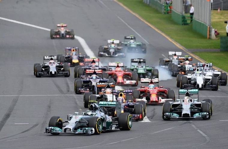 Rosberg nyerte a Forma–1 idénynyitó futamát