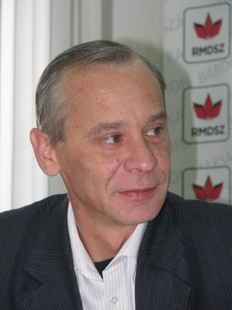 Fellebbeznek az összeférhetetlennek nyilvánított RMDSZ-es honatyák