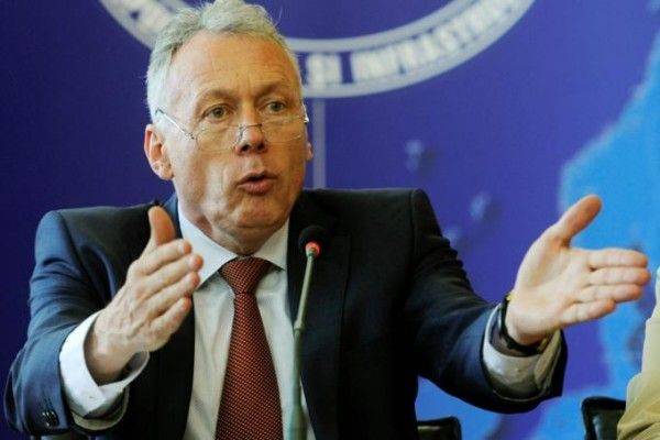 Borbély László: új alkotmány kell Romániának