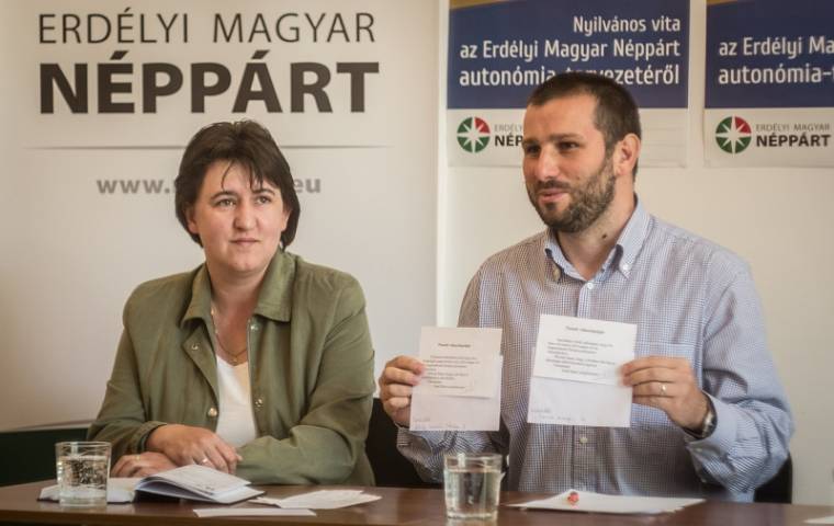 Listázzák a szavazókat – EMNP–RMDSZ-vita Körösfőn