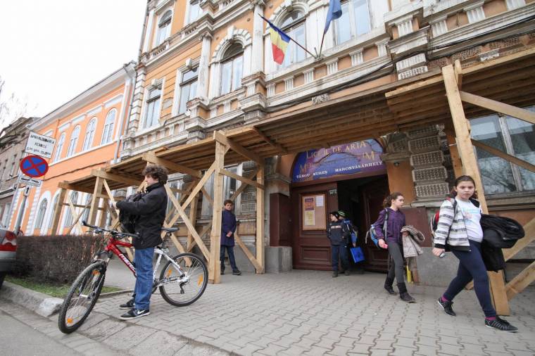 Kincs rejlik a vásárhelyi Művészeti Gimnázium falai mögött?