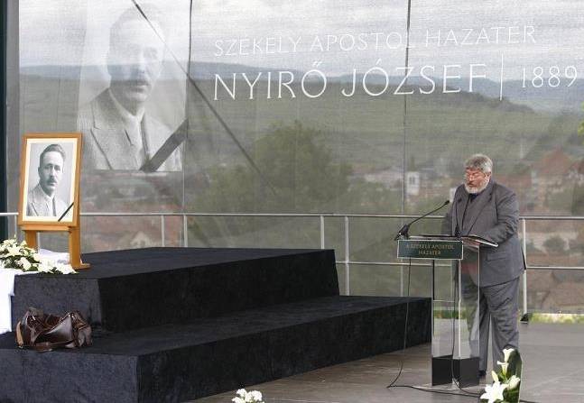 Jogerős: nem temethetik újra Nyírő Józsefet