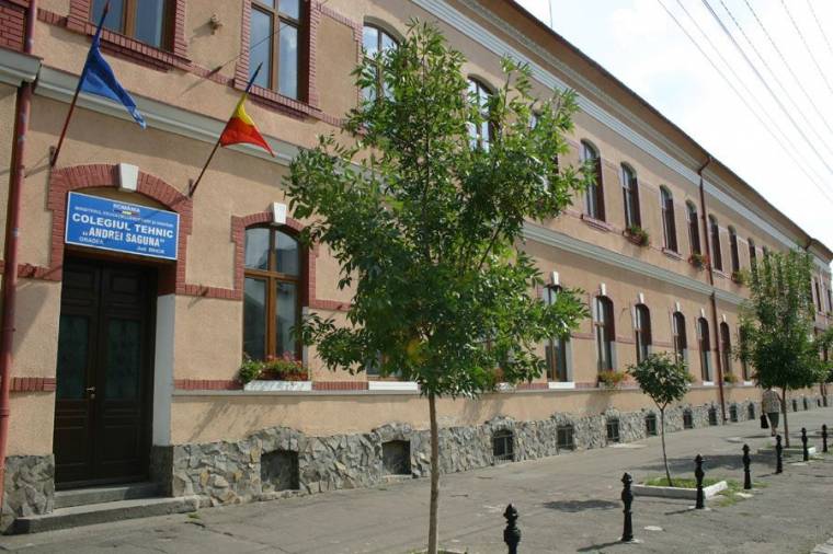 Iskolafúzió helyett átcsoportosítás Váradon