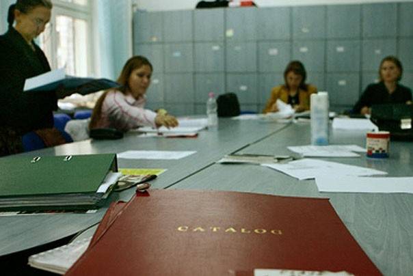 Az oktatási és egészségügyi tárcától is lefaragnak