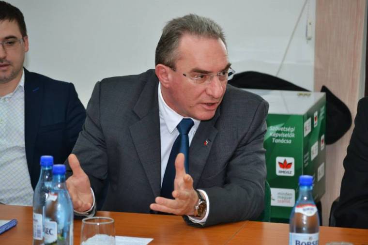 Winkler és Sógor vezeti az RMDSZ EP-jelöltlistáját