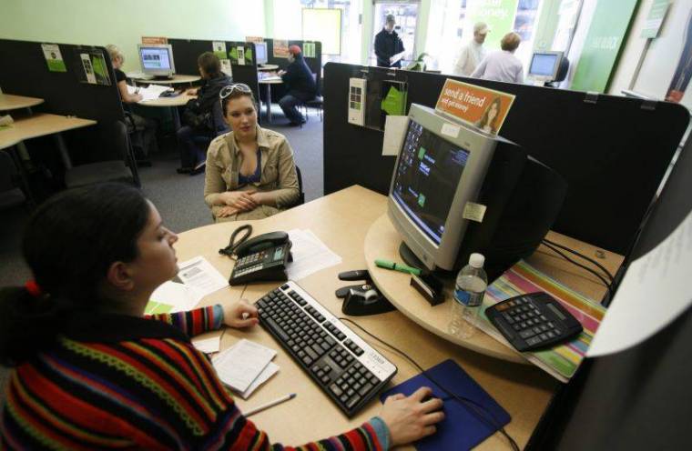 Olcsóbb hitelt ígér a BCR