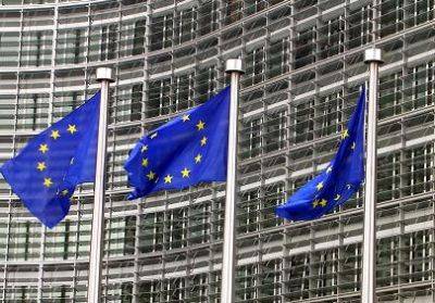 Megszorítások  az Unió intézményeinél