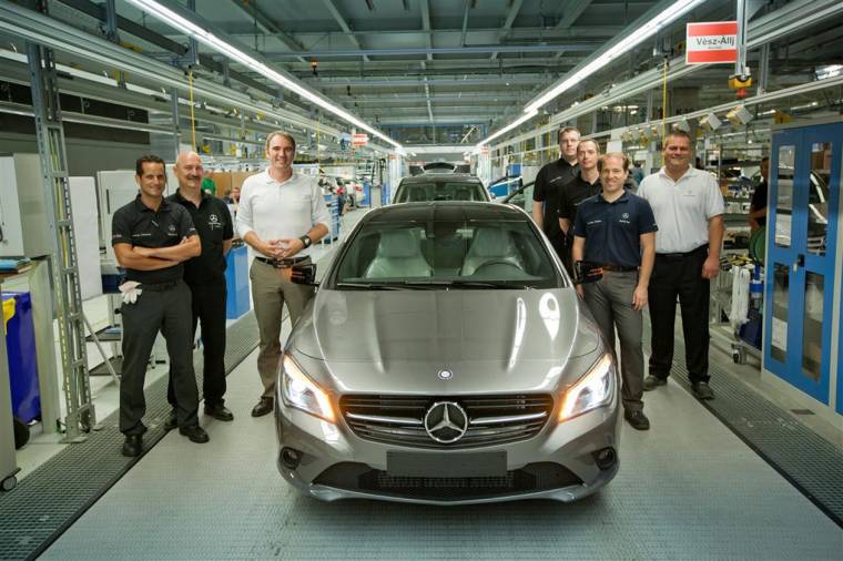 Román lobbi a Mercedesért