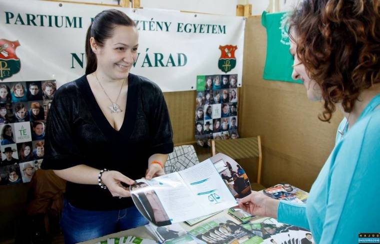 Expó a határ mentén