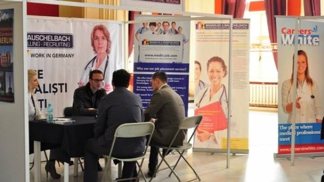 Veszélyekkel jár a munkaerő elvándorlása