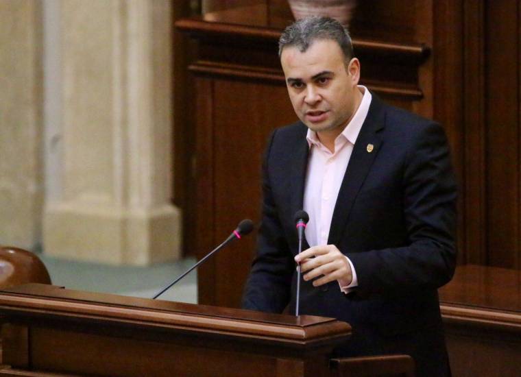 Csak a „sérülékeny” svájcifrank-hiteleseket segítenék